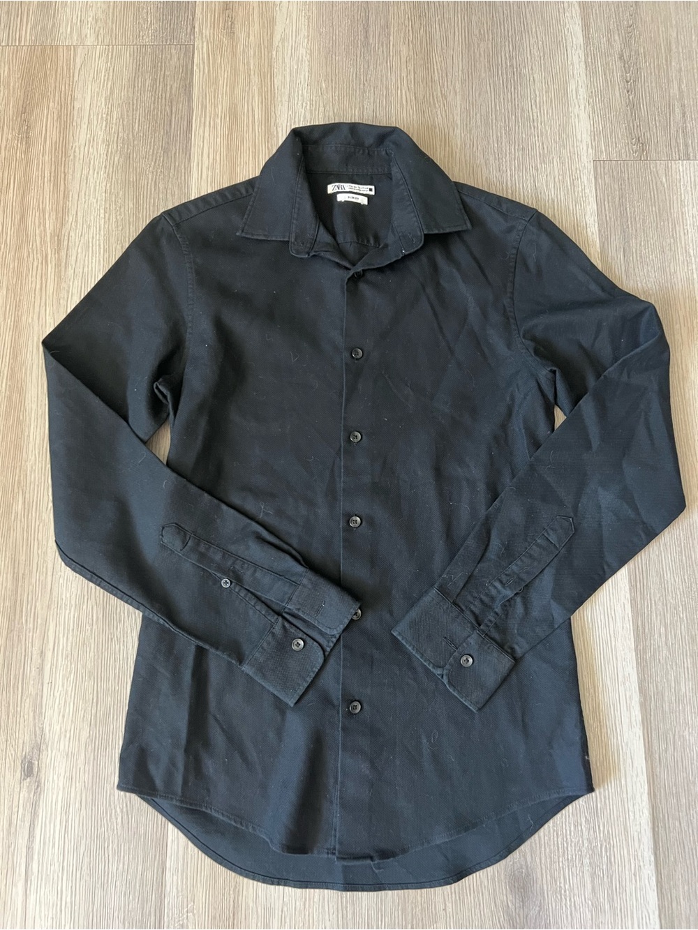 Zara Men's Black Long-Sleeve Button Shirt